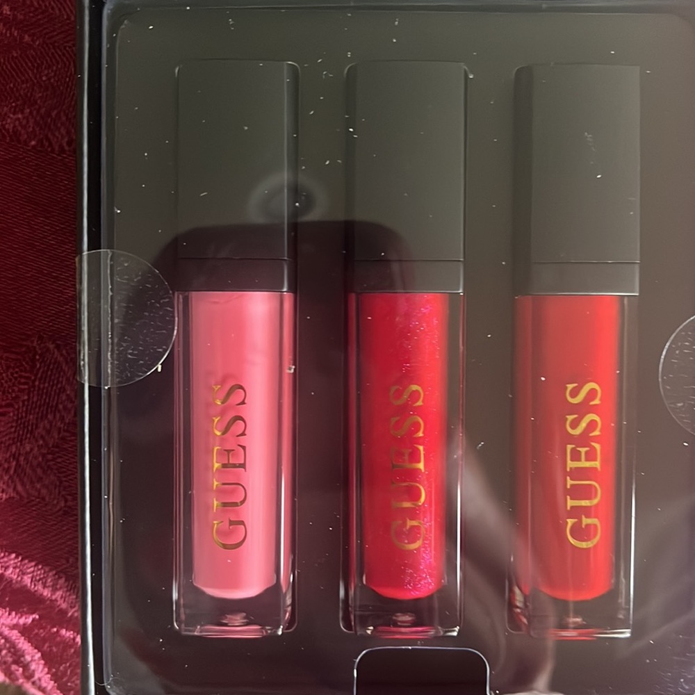 Guess Res Mini Look Book LIP - Picture 3 of 4